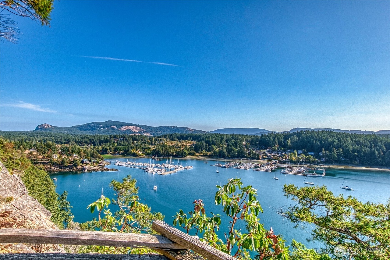 Eastsound, Washington, 98243, United States, 3 Bedrooms Bedrooms, ,2.5 BathroomsBathrooms,Residential,Forsale,2004457