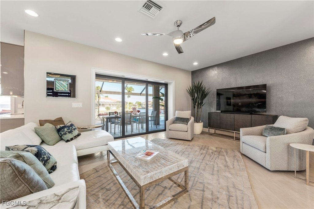 Cape Coral, Florida, 33914, United States, 3 Bedrooms Bedrooms, ,3.5 BathroomsBathrooms,Residential,Forsale,2004803