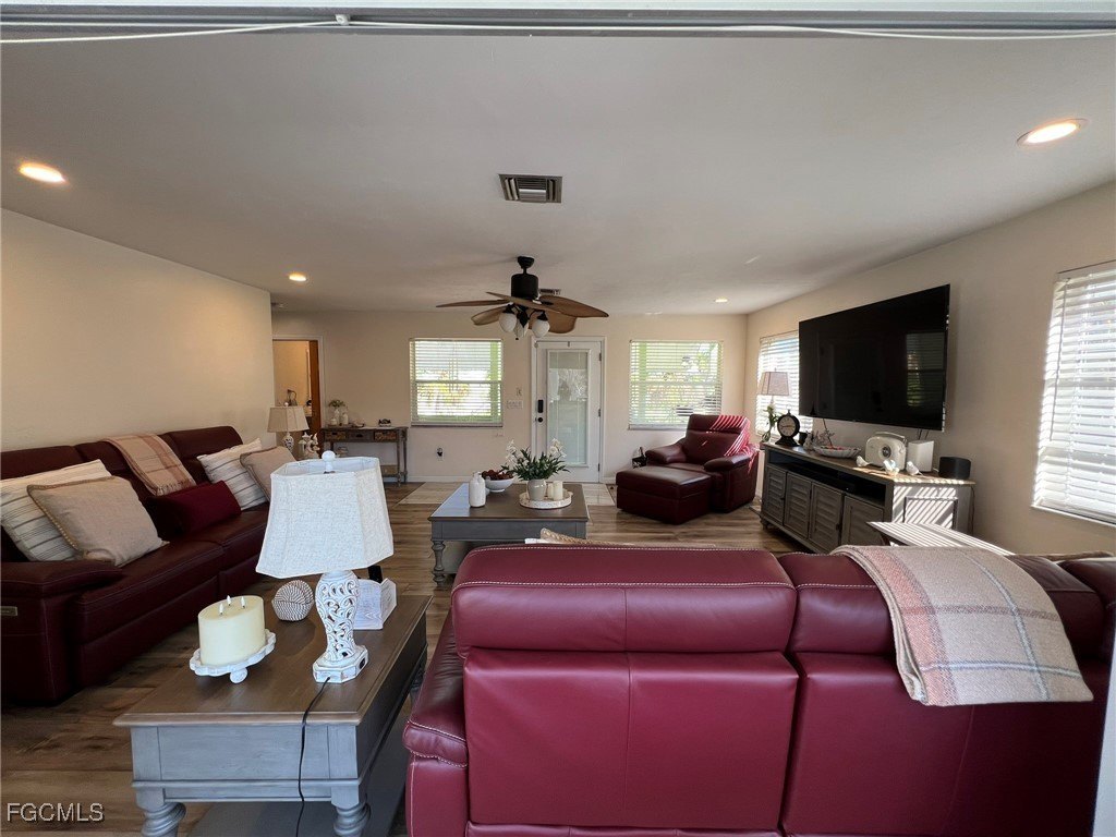 Sanibel, Florida, 33957, United States, 4 Bedrooms Bedrooms, ,2.5 BathroomsBathrooms,Residential,Forsale,2004809