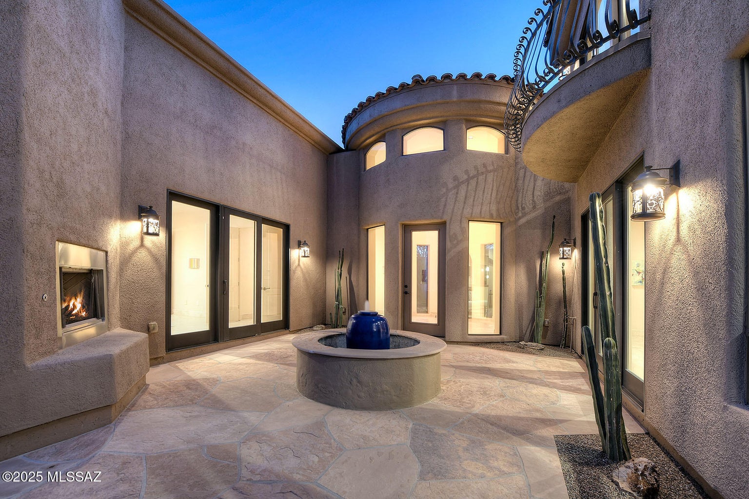 Tucson, Arizona, 85745, United States, 5 Bedrooms Bedrooms, ,5 BathroomsBathrooms,Residential,Forsale,2004432