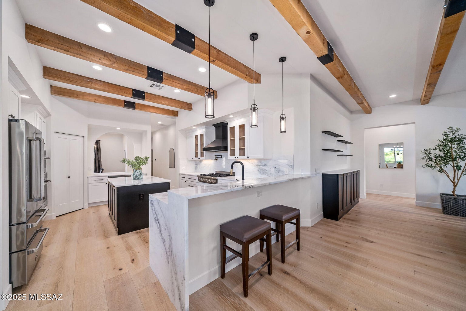 Tucson, Arizona, 85718, United States, 5 Bedrooms Bedrooms, ,5 BathroomsBathrooms,Residential,Forsale,2004433