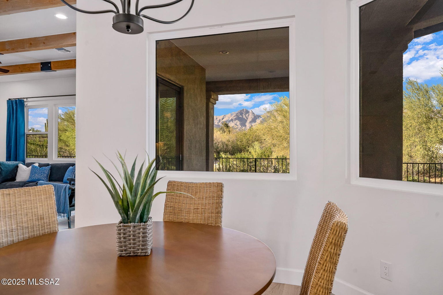 Tucson, Arizona, 85718, United States, 5 Bedrooms Bedrooms, ,5 BathroomsBathrooms,Residential,Forsale,2004433