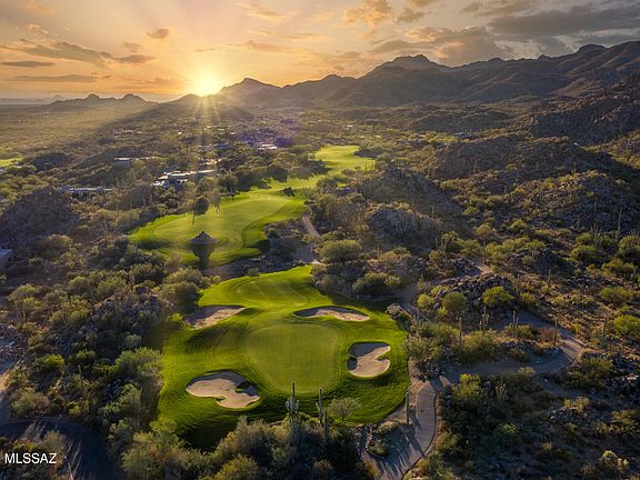 Oro Valley, Arizona, 85755, United States, 3 Bedrooms Bedrooms, ,4 BathroomsBathrooms,Residential,Forsale,2004444