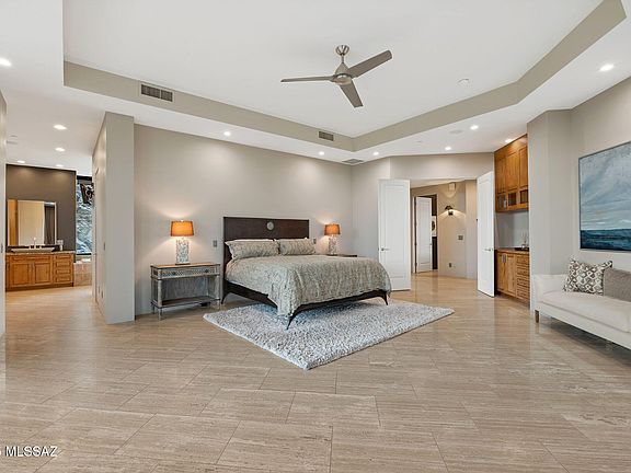 Oro Valley, Arizona, 85755, United States, 3 Bedrooms Bedrooms, ,4 BathroomsBathrooms,Residential,Forsale,2004446