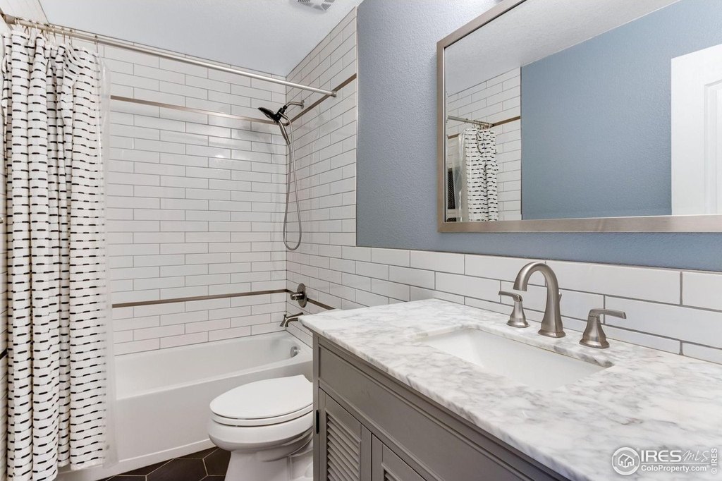 Windsor, Colorado, 80528, United States, 5 Bedrooms Bedrooms, ,3.5 BathroomsBathrooms,Residential,Forsale,2009202