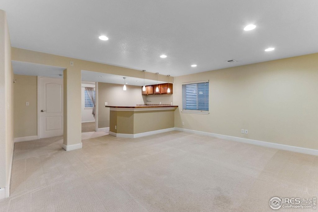 Windsor, Colorado, 80528, United States, 5 Bedrooms Bedrooms, ,3.5 BathroomsBathrooms,Residential,Forsale,2009202