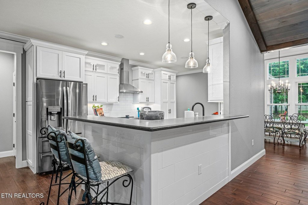 Crossville, Tennessee, 38558, United States, 3 Bedrooms Bedrooms, ,2.5 BathroomsBathrooms,Residential,Forsale,1907856