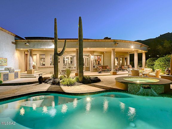 Tucson, Arizona, 85718, United States, 4 Bedrooms Bedrooms, ,3 BathroomsBathrooms,Residential,Forsale,1959620