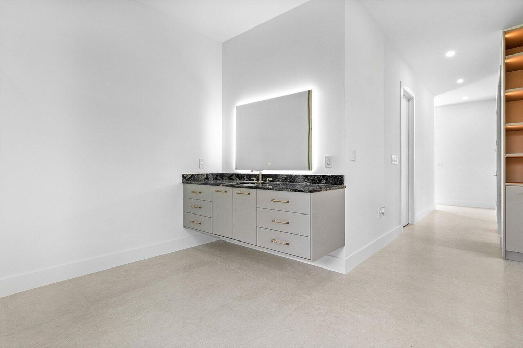 Delray Beach, Florida, 33445, United States, 4 Bedrooms Bedrooms, ,4.5 BathroomsBathrooms,Residential,Forsale,1952520