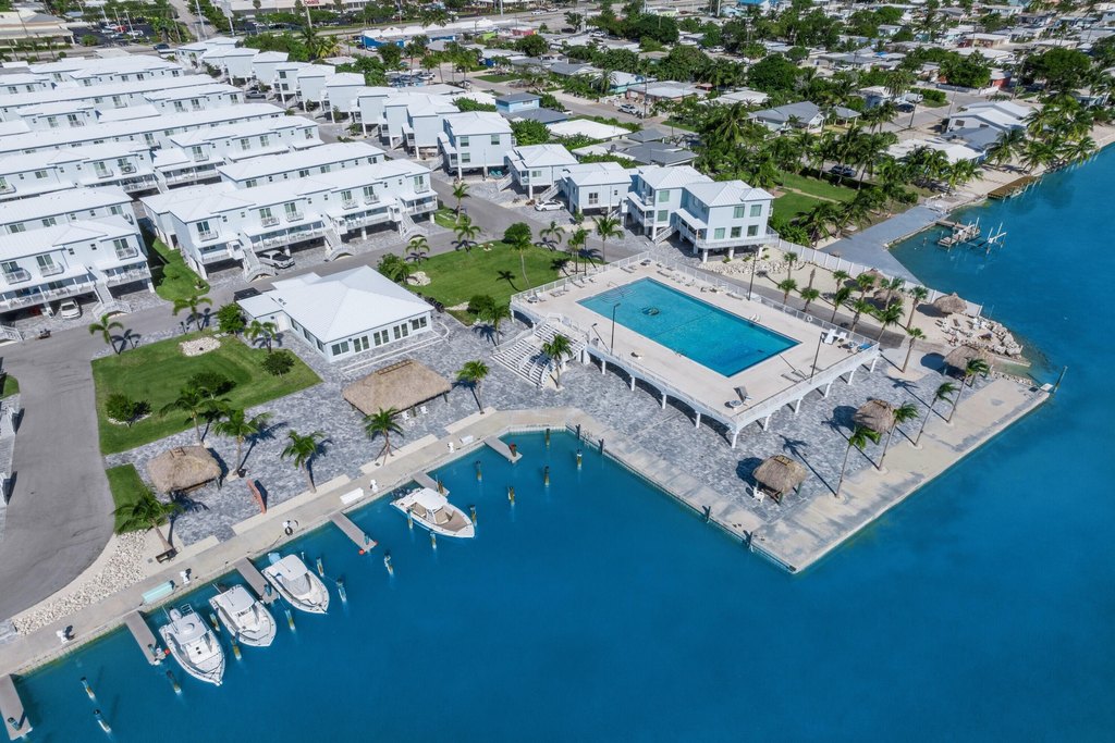 MARATHON, Florida, 33050, United States, 1 Bedroom Bedrooms, ,2 BathroomsBathrooms,Residential,Forsale,2011653