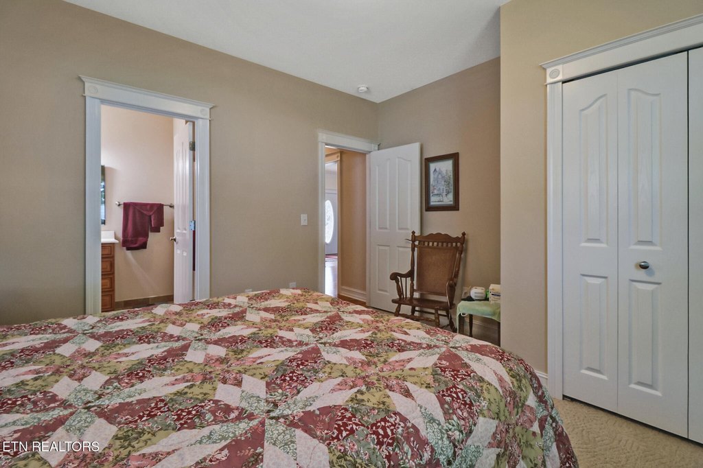 Crossville, Tennessee, 38572, United States, 3 Bedrooms Bedrooms, ,3.5 BathroomsBathrooms,Residential,Forsale,1968515