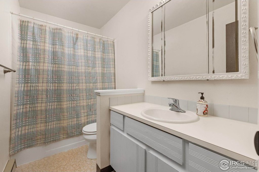 Fort Collins, Colorado, 80521, United States, 4 Bedrooms Bedrooms, ,2 BathroomsBathrooms,Residential,Forsale,2009192