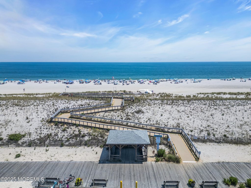 Lavallette, New Jersey, 08735, United States, 5 Bedrooms Bedrooms, ,4 BathroomsBathrooms,Residential,Forsale,1922693