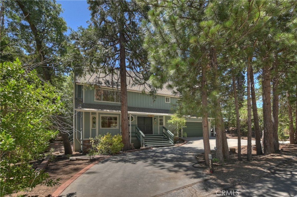Lake Arrowhead, California, 92352, United States, 3 Bedrooms Bedrooms, ,3 BathroomsBathrooms,Residential,Forsale,1968496