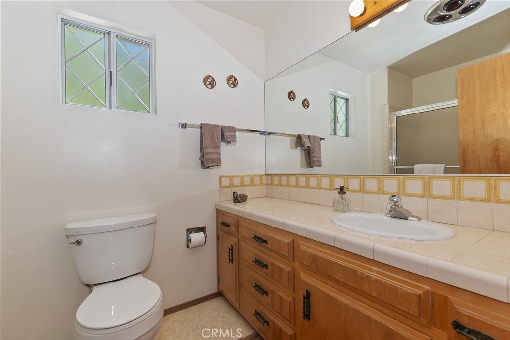 Lake Arrowhead, California, 92352, United States, 3 Bedrooms Bedrooms, ,3 BathroomsBathrooms,Residential,Forsale,1968496