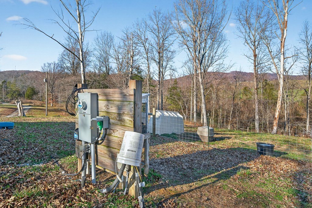 Pall Mall, Tennessee, 38577, United States, 2 Bedrooms Bedrooms, ,1.5 BathroomsBathrooms,Residential,Forsale,2010946