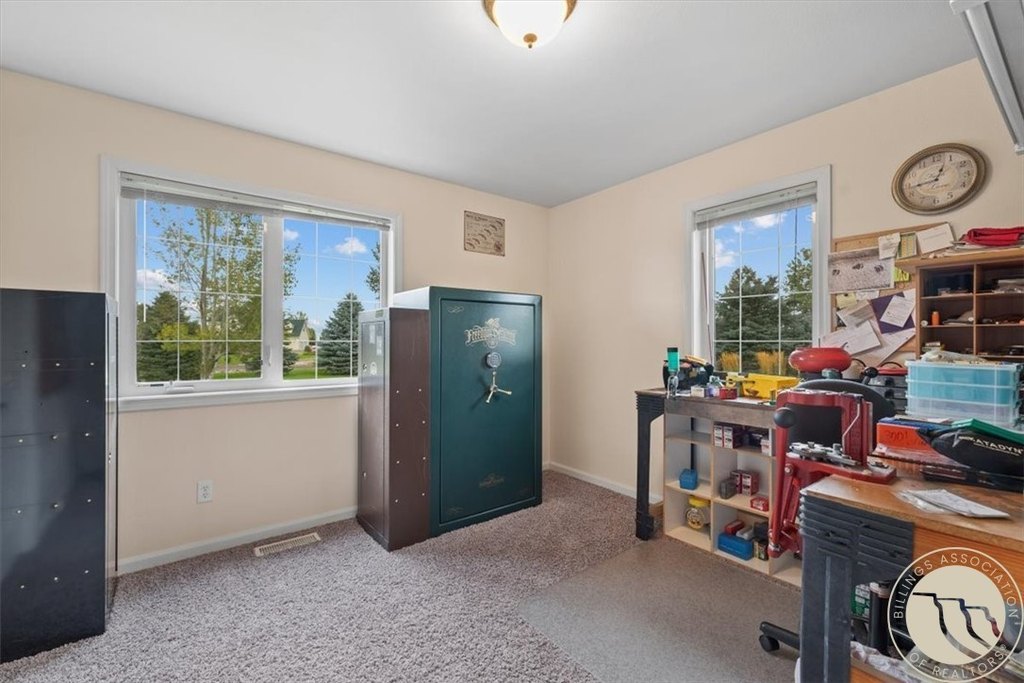 Park City, Montana, 59063, United States, 3 Bedrooms Bedrooms, ,2 BathroomsBathrooms,Residential,Forsale,1965901