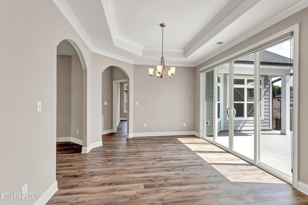 Loudon, Tennessee, 37774, United States, 3 Bedrooms Bedrooms, ,3 BathroomsBathrooms,Residential,Forsale,1910204