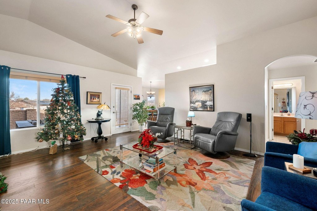 Prescott, Arizona, 86301, United States, 3 Bedrooms Bedrooms, ,4 BathroomsBathrooms,Residential,Forsale,2011279