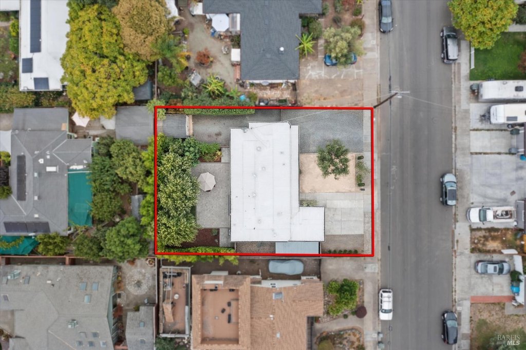 Santa Rosa, California, 95407, United States, 2 Bedrooms Bedrooms, ,1 BathroomBathrooms,Residential,Forsale,1985915