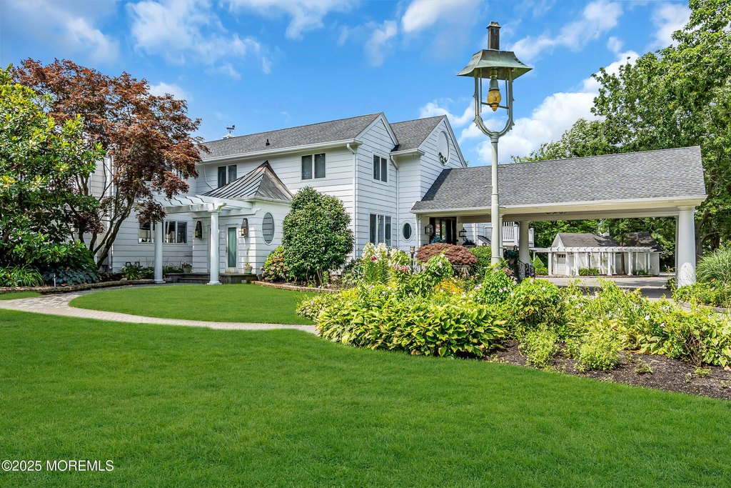 Toms River, New Jersey, 08753, United States, 5 Bedrooms Bedrooms, ,5.5 BathroomsBathrooms,Residential,Forsale,1954064