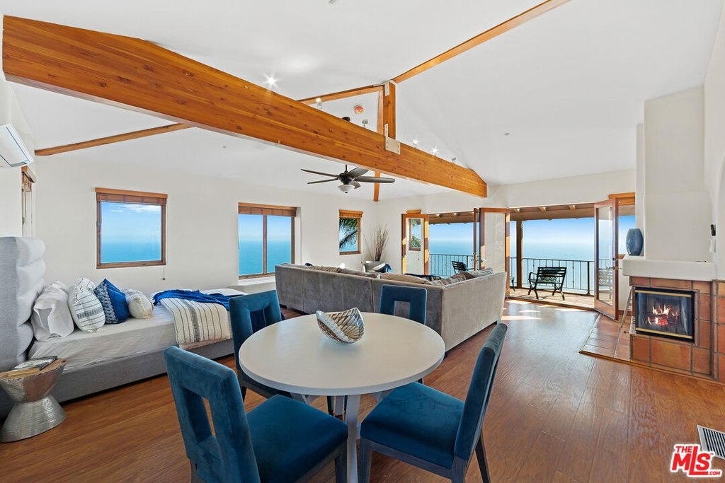 Malibu, California, 90265, United States, 6 Bedrooms Bedrooms, ,6 BathroomsBathrooms,Residential,Forsale,1985907
