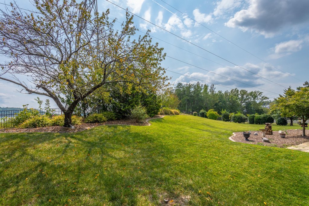 Apison, Tennessee, 37302, United States, 3 Bedrooms Bedrooms, ,2 BathroomsBathrooms,Residential,Forsale,1995310