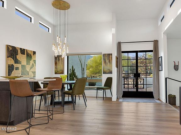 Tucson, California, 85718, United States, 3 Bedrooms Bedrooms, ,2 BathroomsBathrooms,Residential,Forsale,1963519