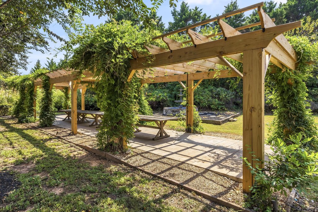 Ooltewah, Tennessee, 37363, United States, 4 Bedrooms Bedrooms, ,6.5 BathroomsBathrooms,Residential,Forsale,1963601