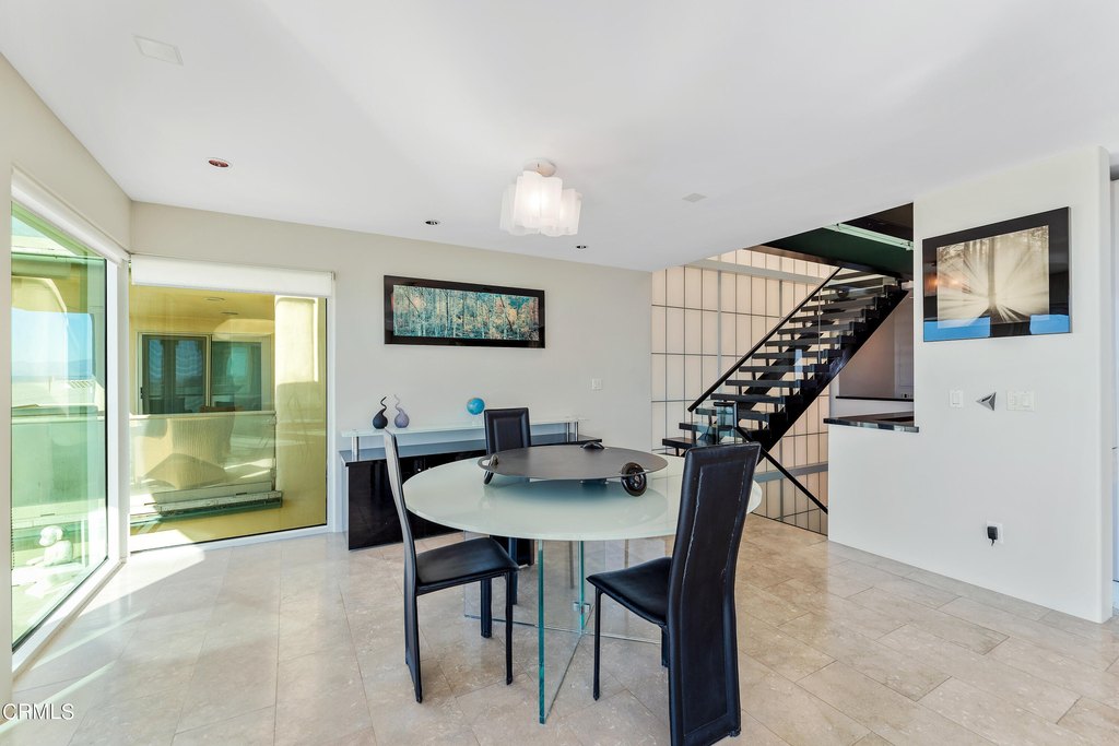 Oxnard, California, 93035, United States, 4 Bedrooms Bedrooms, ,4.5 BathroomsBathrooms,Residential,Forsale,1985940