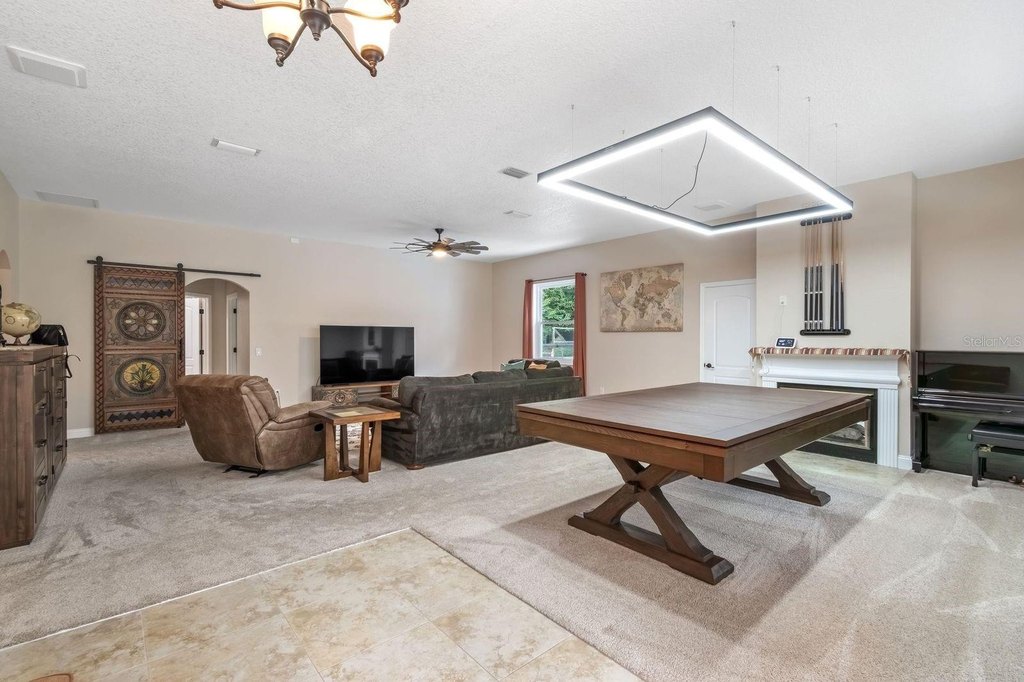 REDDICK, Florida, 32686, United States, 4 Bedrooms Bedrooms, ,4 BathroomsBathrooms,Residential,Forsale,1969786