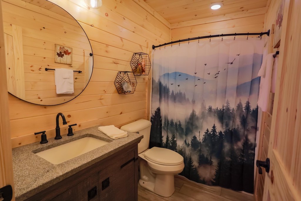 Sevierville, Tennessee, 37862, United States, 3 Bedrooms Bedrooms, ,2 BathroomsBathrooms,Residential,Forsale,1973585