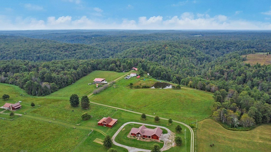 Allardt, Tennessee, 38504, United States, 2 Bedrooms Bedrooms, ,2 BathroomsBathrooms,Residential,Forsale,1953791