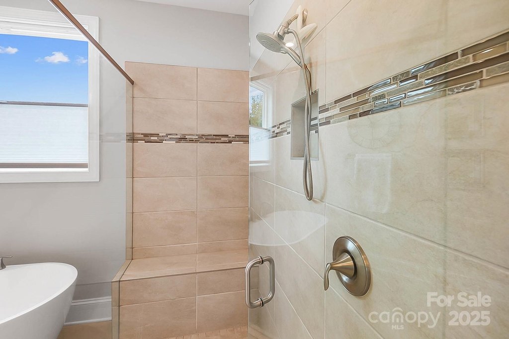 York, South Carolina, 29745, United States, 4 Bedrooms Bedrooms, ,3 BathroomsBathrooms,Residential,Forsale,1985980