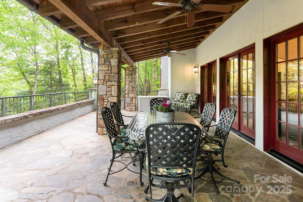 Arden, North Carolina, 28704, United States, 3 Bedrooms Bedrooms, ,2.5 BathroomsBathrooms,Residential,Forsale,1985991