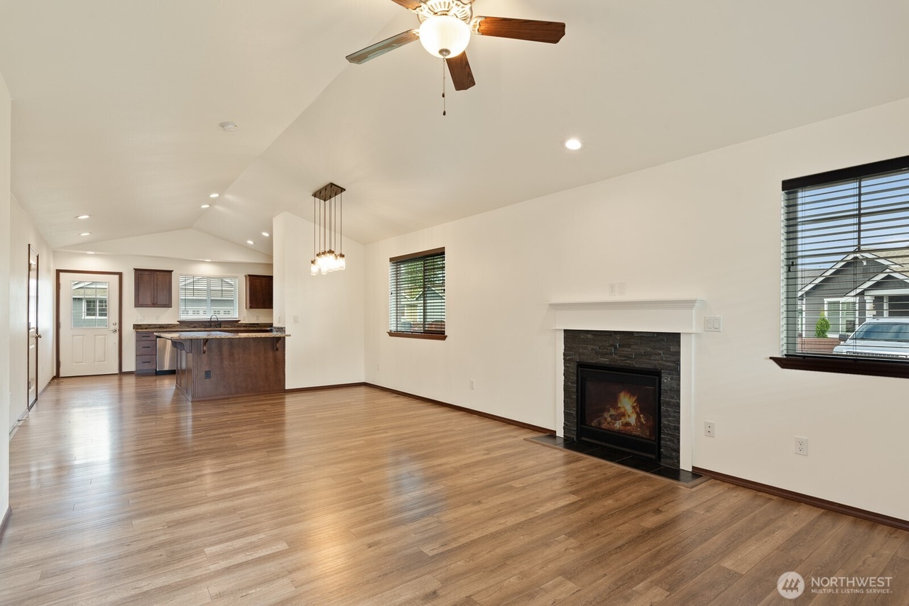 Sedro Woolley, Washington, 98284, United States, 3 Bedrooms Bedrooms, ,2 BathroomsBathrooms,Residential,Forsale,1965873