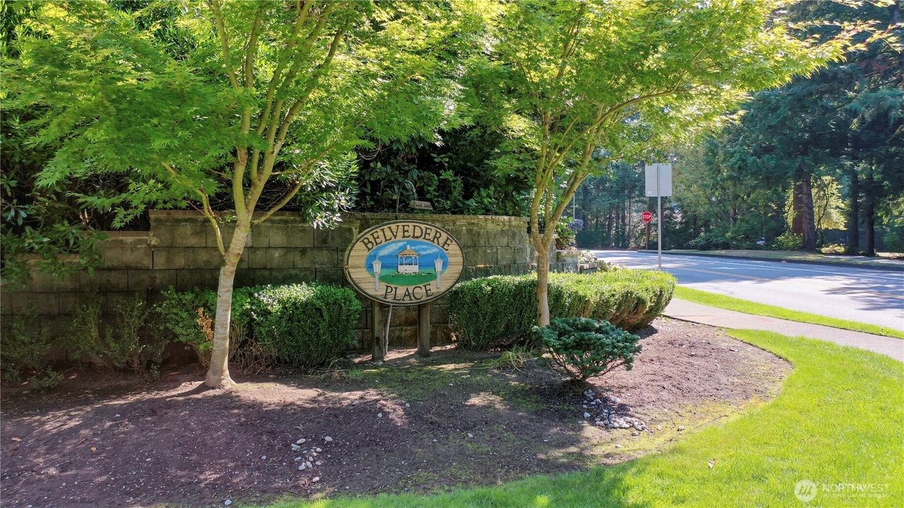 Mill Creek, Washington, 98012, United States, 2 Bedrooms Bedrooms, ,3 BathroomsBathrooms,Residential,Forsale,1965874