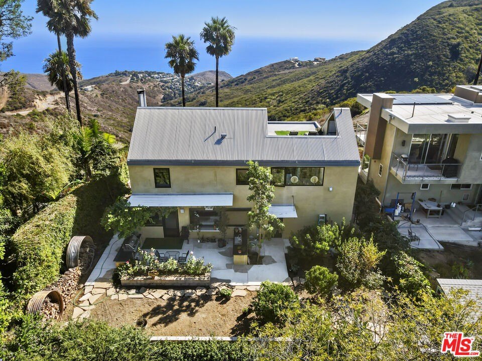 Malibu, California, 90265, United States, 3 Bedrooms Bedrooms, ,2.5 BathroomsBathrooms,Residential,Forsale,2001436