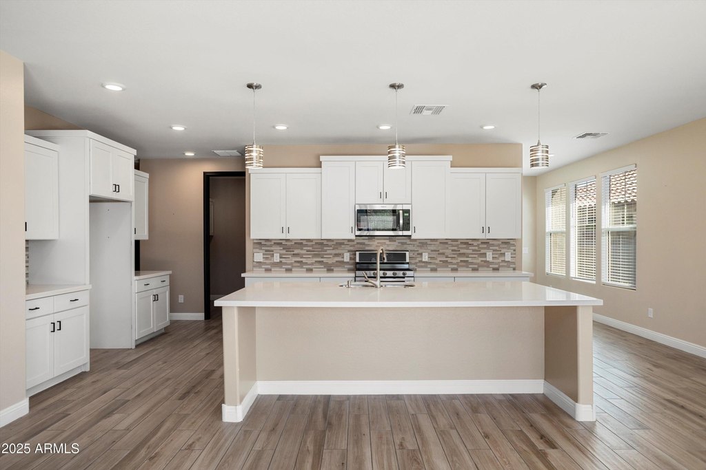 Buckeye, Arizona, 85396, United States, 2 Bedrooms Bedrooms, ,3 BathroomsBathrooms,Residential,Forsale,1971054