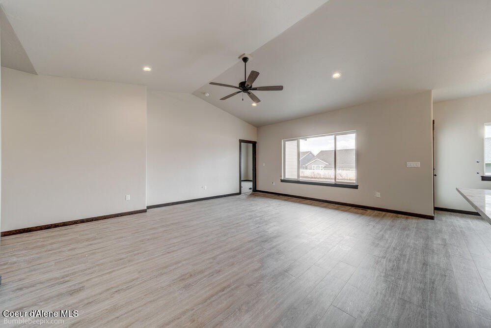 Post Falls, Idaho, 83854, United States, 3 Bedrooms Bedrooms, ,2 BathroomsBathrooms,Residential,Forsale,1984589