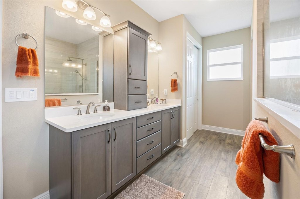 OCALA, Florida, 34481, United States, 3 Bedrooms Bedrooms, ,3 BathroomsBathrooms,Residential,Forsale,1969785