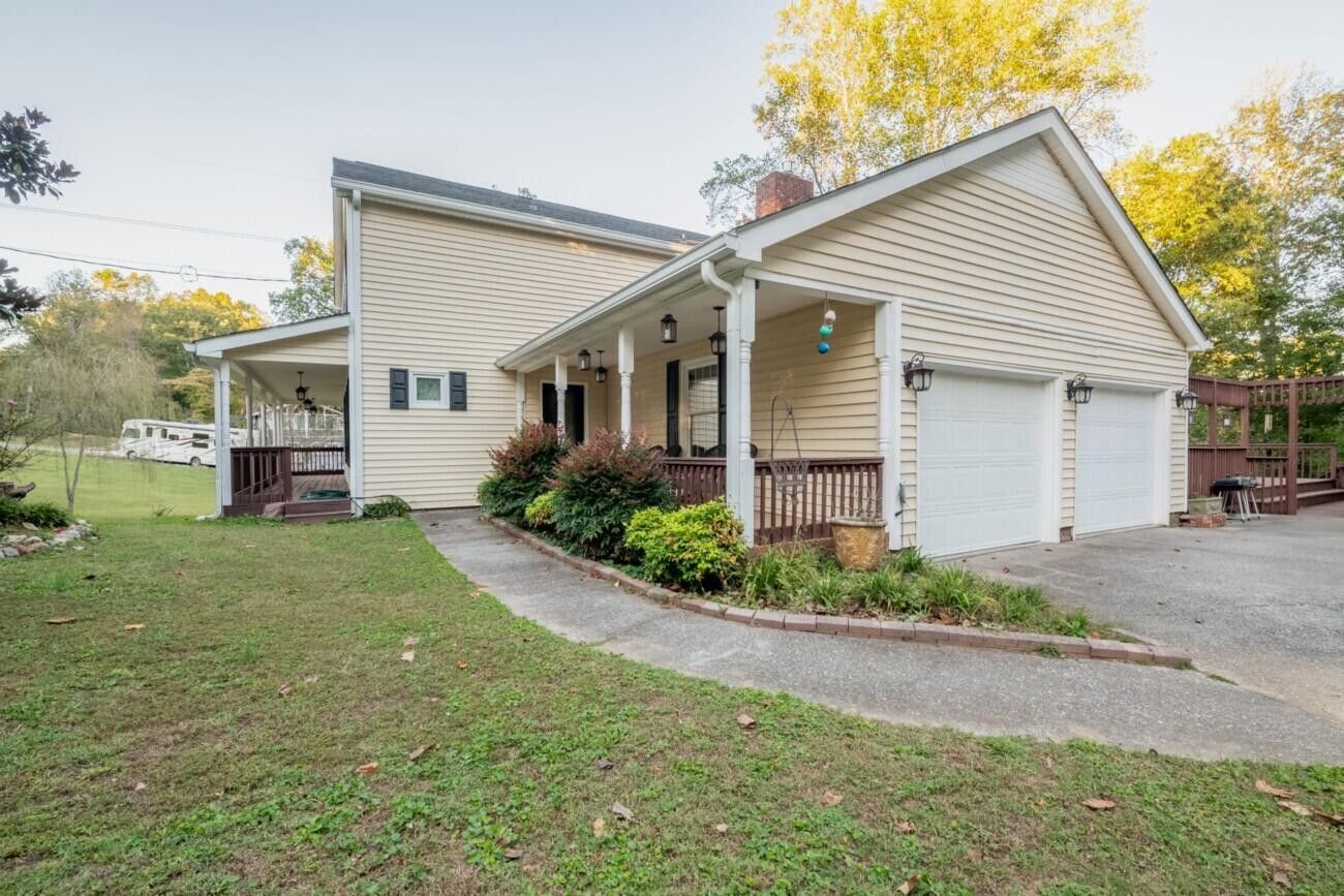 Cohutta, Georgia, 30710, United States, 4 Bedrooms Bedrooms, ,3 BathroomsBathrooms,Residential,Forsale,1963597 Cohutta, Georgia, 30710, United States, 4 Bedrooms Bedrooms, ,3 BathroomsBathrooms,Residential,Forsale,1963597