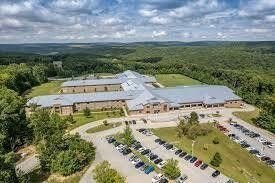 Signal Mountain, Tennessee, 37377, United States, 5 Bedrooms Bedrooms, ,3.5 BathroomsBathrooms,Residential,Forsale,1995325