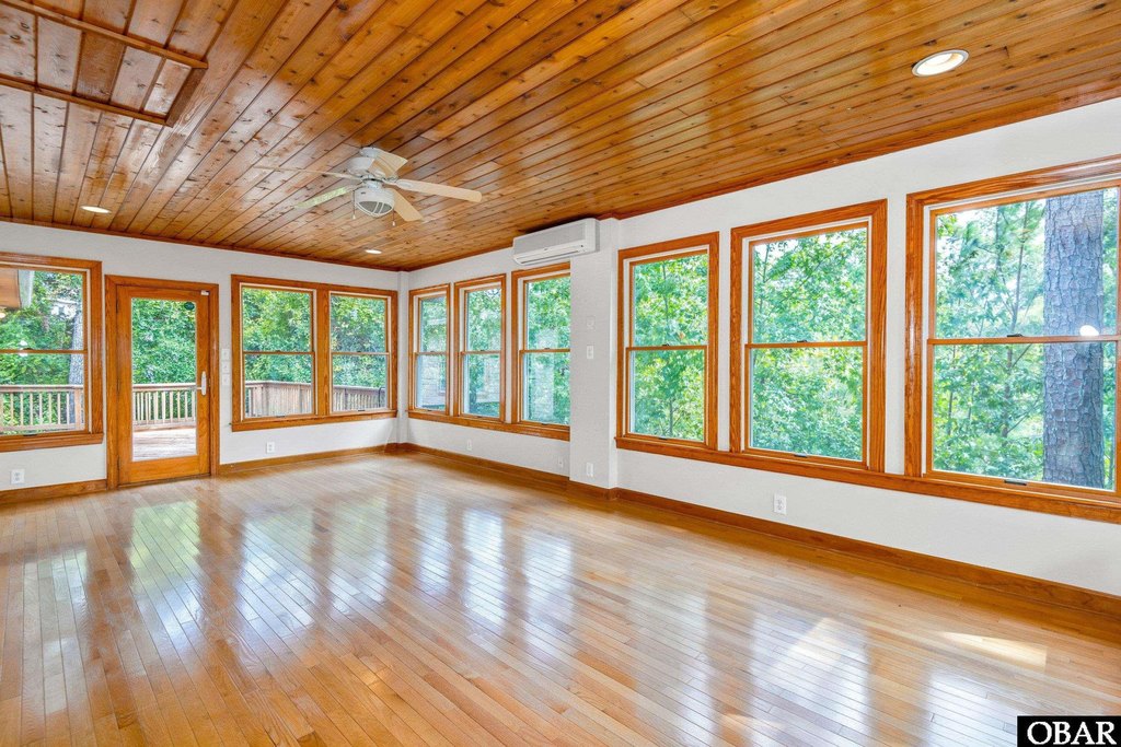 Kill Devil Hills, North Carolina, 27948, United States, 3 Bedrooms Bedrooms, ,3 BathroomsBathrooms,Residential,Forsale,1993772