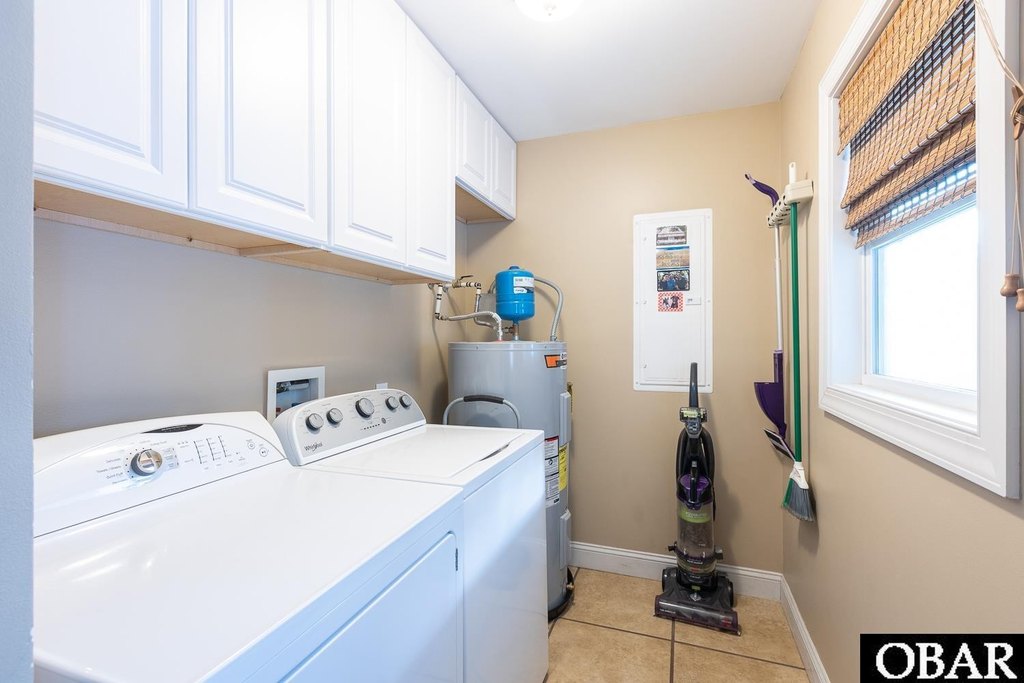 Corolla, North Carolina, 27927, United States, 3 Bedrooms Bedrooms, ,2 BathroomsBathrooms,Residential,Forsale,1993768