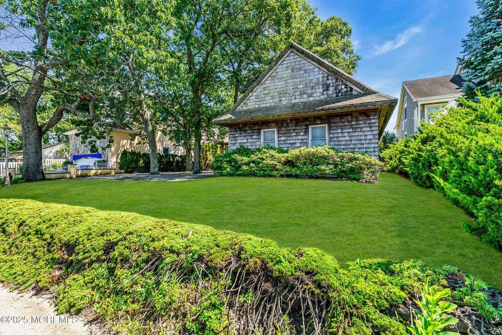 Brick, New Jersey, 08724, United States, 4 Bedrooms Bedrooms, ,3 BathroomsBathrooms,Residential,Forsale,1922694