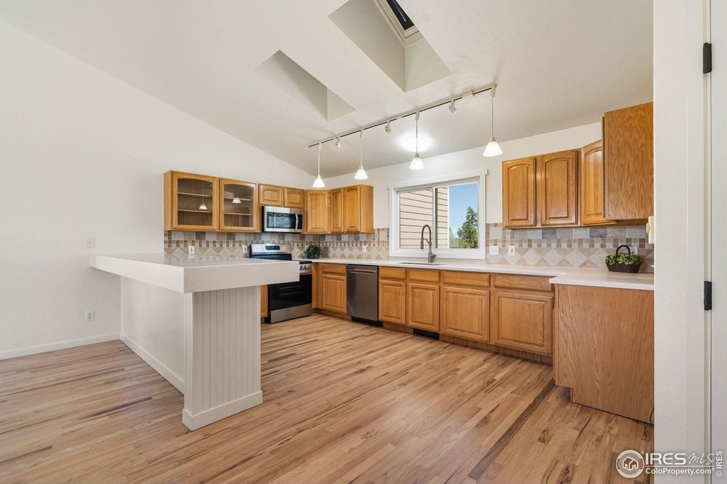 Wellington, Colorado, 80549, United States, 5 Bedrooms Bedrooms, ,3 BathroomsBathrooms,Residential,Forsale,1967205