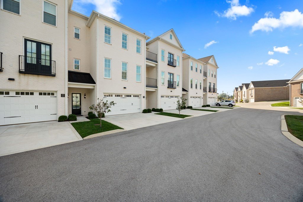 Cookeville, Tennessee, 38501, United States, 3 Bedrooms Bedrooms, ,3 BathroomsBathrooms,Residential,Forsale,1968519