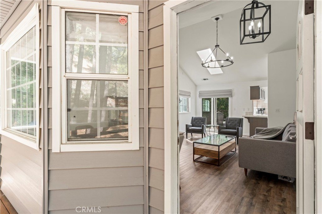 Lake Arrowhead, California, 92352, United States, 3 Bedrooms Bedrooms, ,2.5 BathroomsBathrooms,Residential,Forsale,1971045