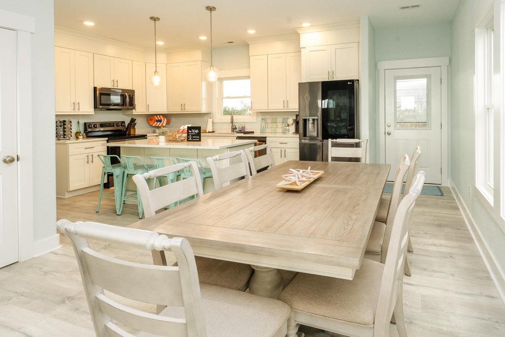 Corolla, North Carolina, 27927, United States, 4 Bedrooms Bedrooms, ,3.5 BathroomsBathrooms,Residential,Forsale,2008050